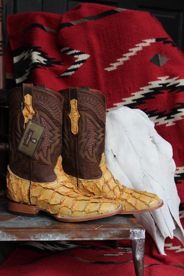 Black sea bass boots clearance